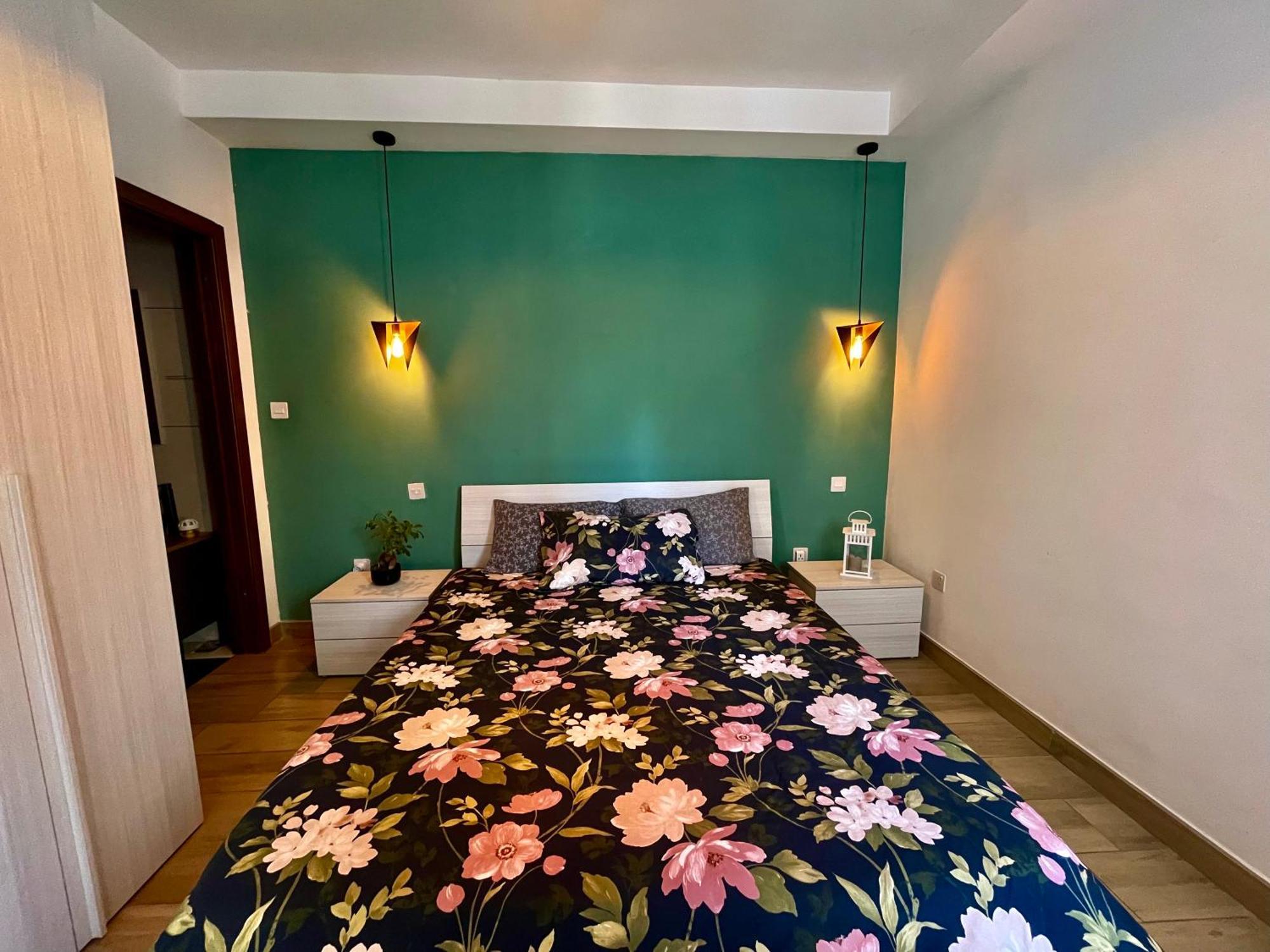 Airport Accommodation Deluxe Bedroom And Private Bathroom Near Airport Self Check In And Self Check Out Mqabba Esterno foto